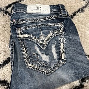 Womens Miss Me Jeans Size 32, Excellent Condition